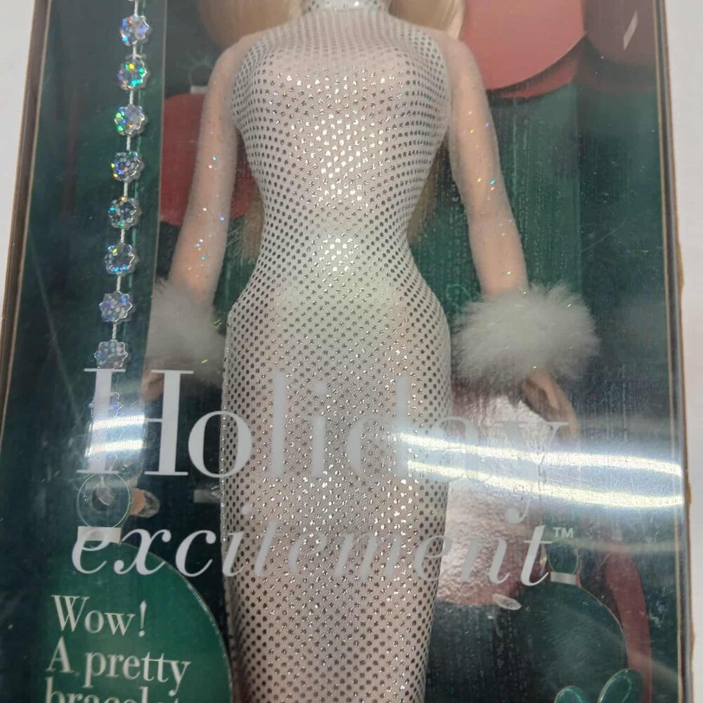 Vintage Barbie Holiday Excitement - Picture 4 of 11